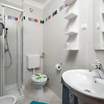 1 Bedroom Pet Friendly In Apartment