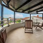 Apartment 1 Bedroom Pet Friendly In