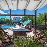 1 Bedroom Pet Friendly In Peroj