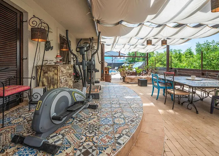 Cozy In With Wifi * Peroj