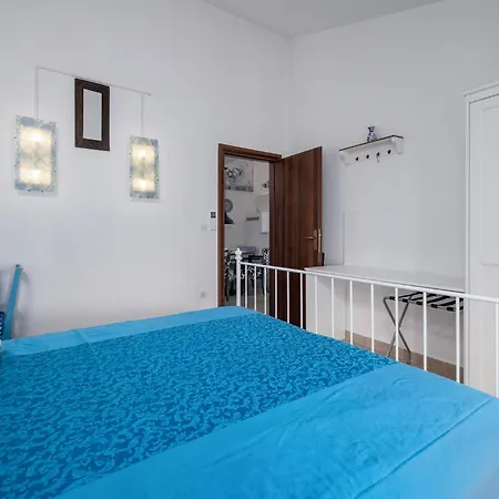 Stunning In With Kitchen Peroj