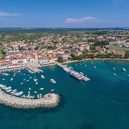 Appartement Cozy In With Wifi Peroj