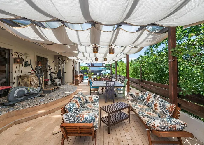 Cozy In With Wifi Appartement Peroj